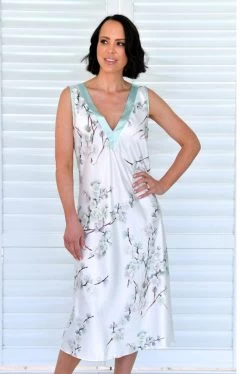 Elise Satin Nightie (Mint & Ivory)